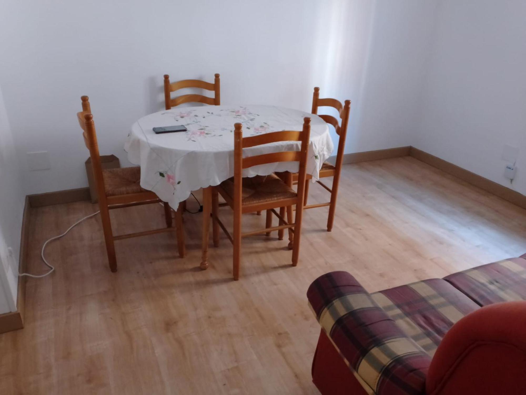 Habitacion En Piso Compartido Madrid Buitenkant foto